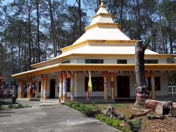 बैतडीको उदयदेव मन्दिरमा एकैदिन १३ लाख बत्ती प्रज्वलन 